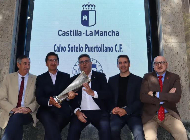 El vicepresidente segundo ha visitado la sede del Calvo Sotelo Puertollano