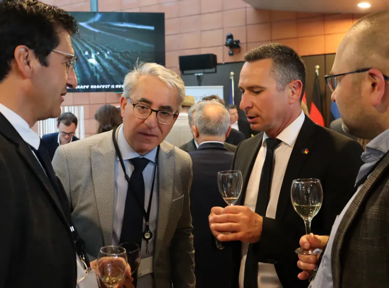 El Gobierno Castilla-La Mancha defiende en Europa la apuesta por la calidad de los vinos de la región como valor añadido en su internacionalización