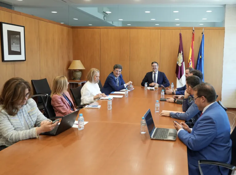 El Gobierno regional y la UAH trabajan en un nuevo contrato-programa que garantice una financiación “estable, creciente y planificada”