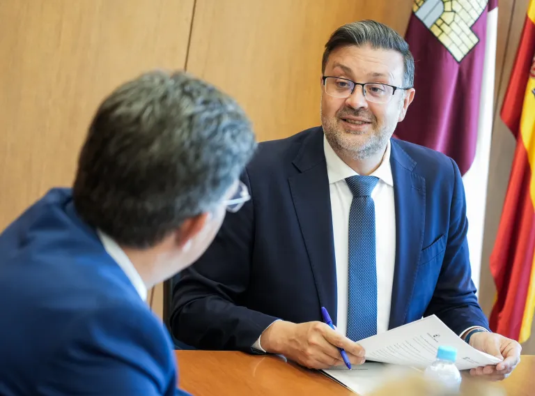 El Gobierno regional y la UAH trabajan en un nuevo contrato-programa que garantice una financiación “estable, creciente y planificada”