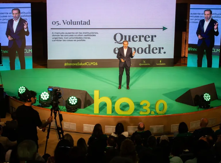 El consejero de Sanidad, Jesús Fernández Sanz, en las VI Jornadas de Innovación en Salud