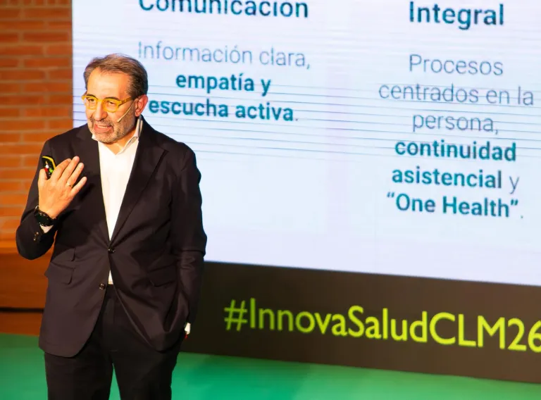 El consejero de Sanidad, Jesús Fernández Sanz, en las VI Jornadas de Innovación en Salud