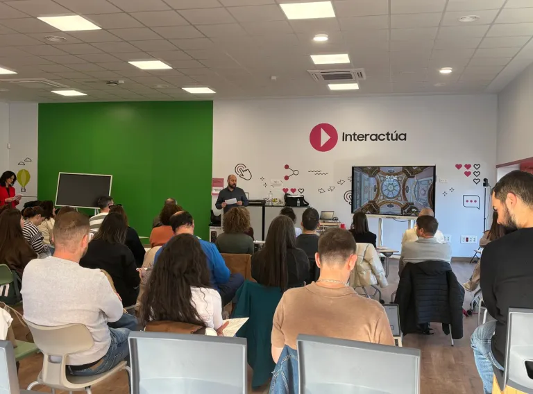 Un total de 47 centros educativos de la región forman parte de la red de centros mentores y mentorizados del proyecto Aulas del Futuro