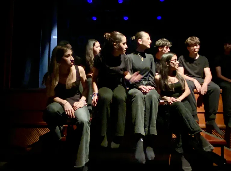 Primer espectáculo teatral del alumnado del IES San Isidro de Azuqueca de Henares
