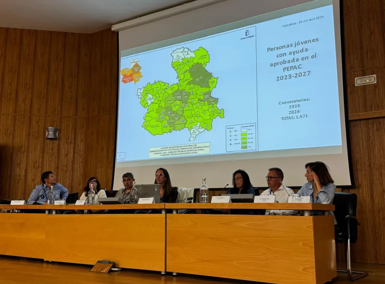 El Gobierno regional celebra una jornada técnica para seguir avanzando en las políticas de incorporación de jóvenes al campo