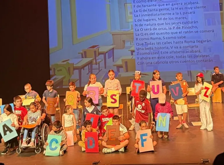 Un momento de la obra de teatro representada por el CEIP Antonio Machado