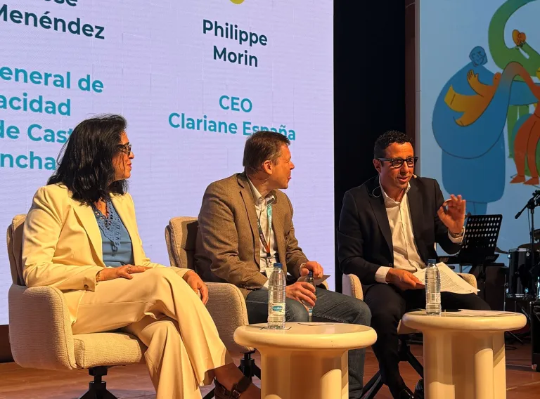 Castilla-La Mancha refuerza la colaboración con las entidades para garantizar una atención especializada a las personas con discapacidad