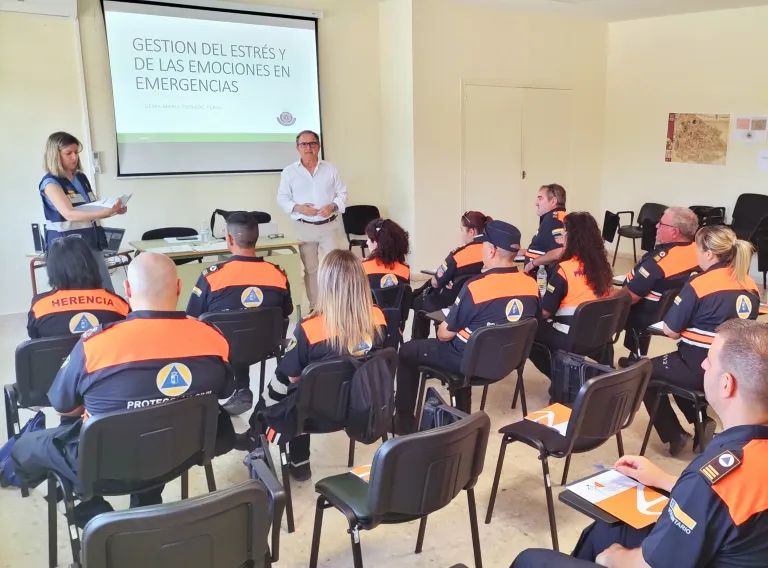 El Gobierno de Castilla-la Mancha imparte formación en gestión del estrés y las emociones en emergencias a 20 voluntarios de Protección Civil