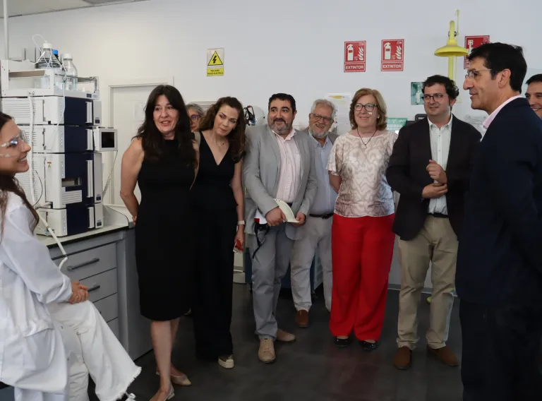 José Manuel Caballero visita a las obras de ampliación y modernización de CLAMBER en Puertollano