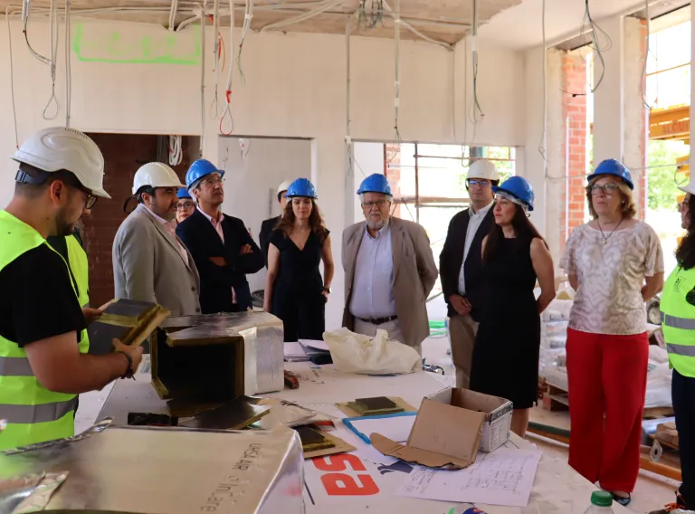 José Manuel Caballero visita a las obras de ampliación y modernización de CLAMBER en Puertollano