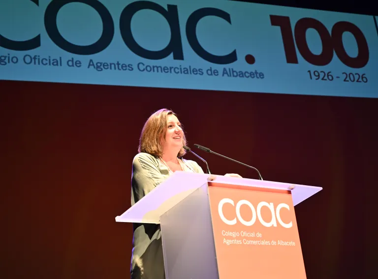 El Gobierno regional destaca el papel esencial del agente comercial para conectar la industria y el comercio, que aporta el 21% del PIB de Albacete