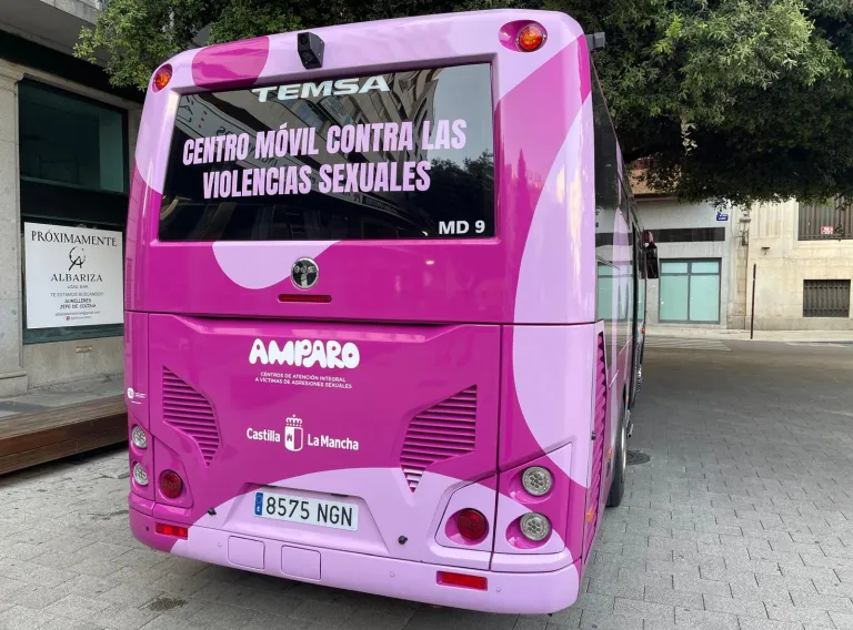 Autobús de la Red Amparo en Albacete