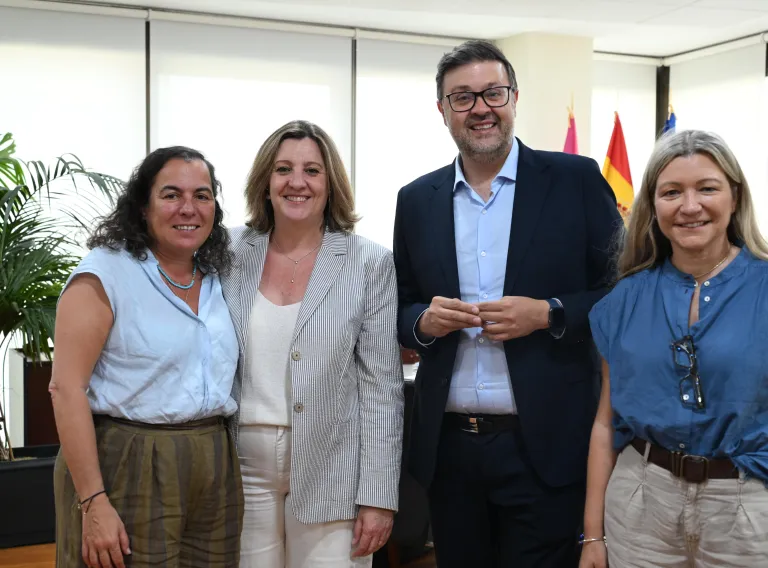 El Gobierno regional pone sus herramientas de formación al alcance de Hydnum Steel para cubrir los perfiles de la acería verde de Puertollano