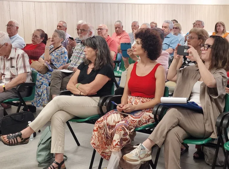 El Gobierno regional destaca el valor del voluntariado digital para reforzar la autonomía de las personas mayores