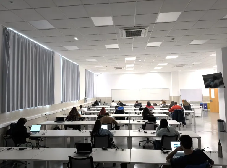El Gobierno regional sigue avanzando con los exámenes en competencias digitales sumando ya más de 900 certificaciones oficiales superadas