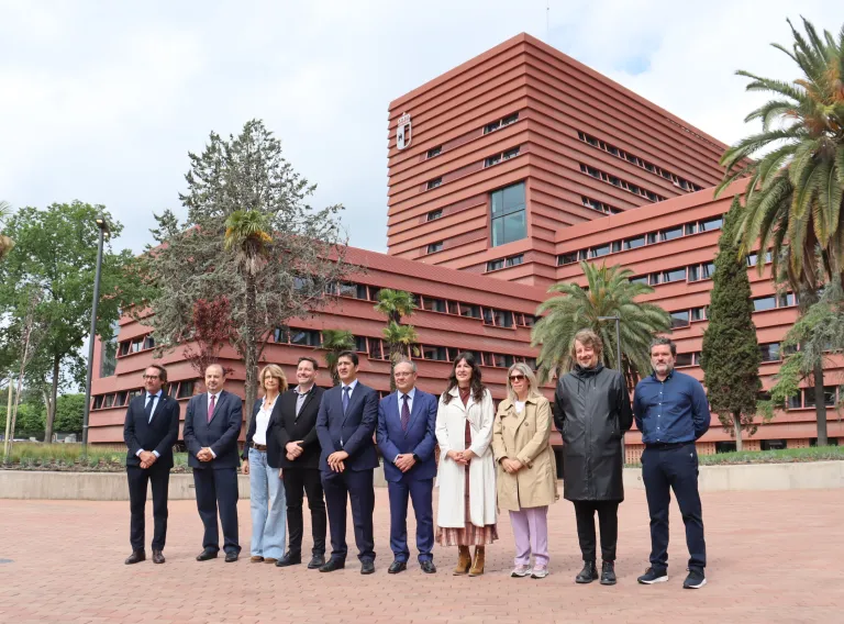 El Gobierno regional inicia el traslado de las delegaciones provinciales de la Junta en Ciudad Real al nuevo edificio de la Ciudad Administrativa