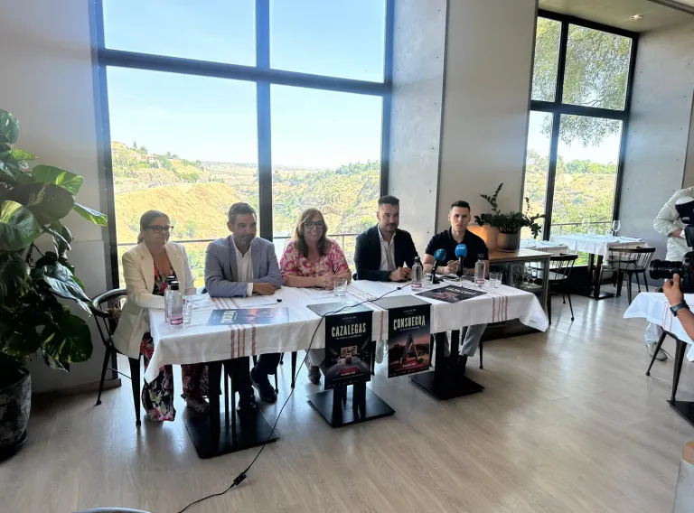 El Gobierno regional ensalza el potencial cultural de la iniciativa ‘A la luz del cine’ y su capacidad para democratizar “nuestro mejor cine”