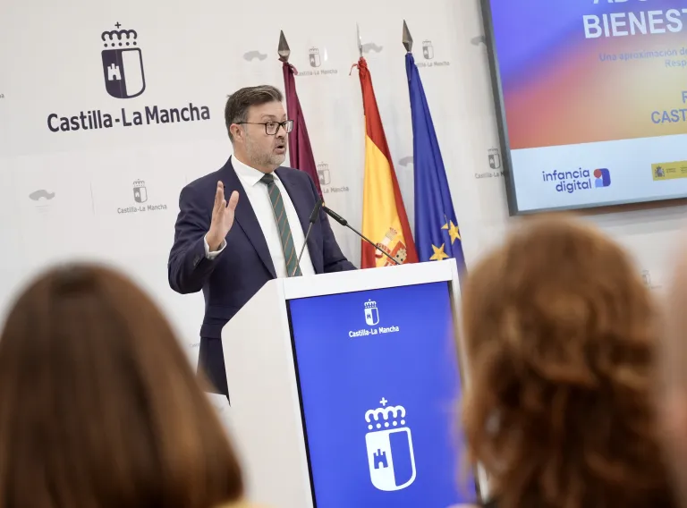 La Estrategia Regional para el Bienestar Socioemocional en las Aulas ha llegado a más de 16.000 docentes y 6.000 familias a través de 86 acciones formativas