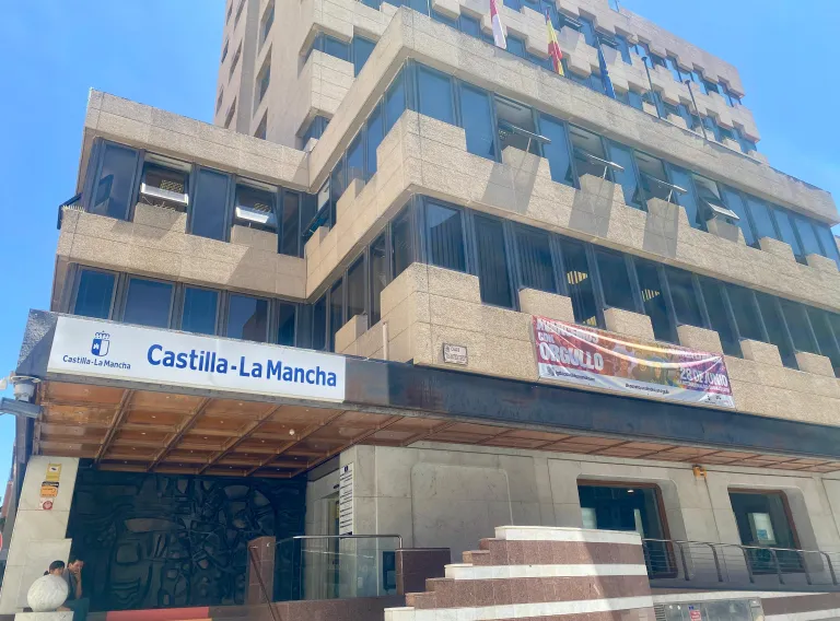 La delegada de la Junta valora los datos de afiliación a la Seguridad Social y el paro del mes de junio en la provincia
