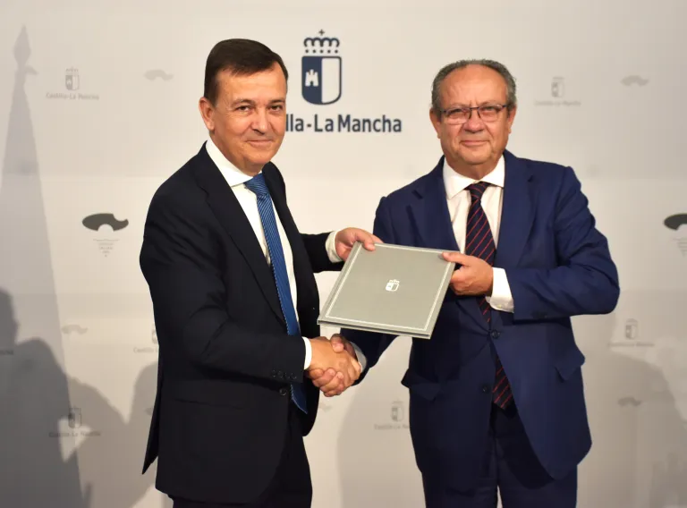 El Gobierno de Castilla-La Mancha impulsará la declaración como proyecto prioritario de Substrate IA en Talavera de la Reina